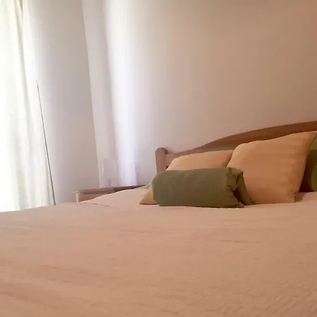 Bol Apartment *